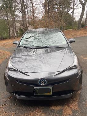 2016 Toyota Prius Three Touring