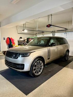 Gold 2025 Land Rover Range Rover P530 SE LWB 7 Seat