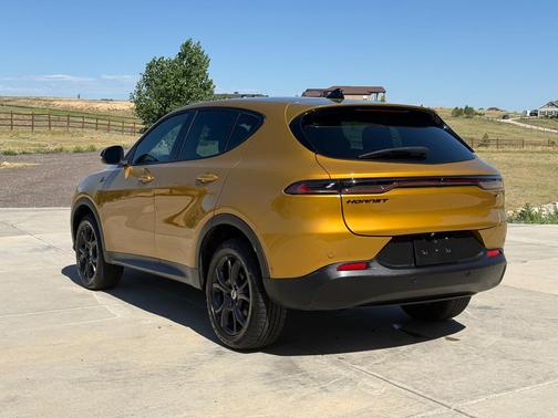 Gold 2024 Dodge Hornet GT