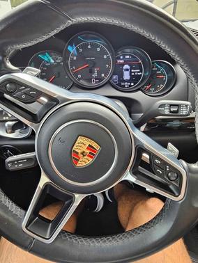 2016 Porsche Cayenne Cayenne