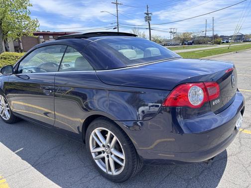 Blue 2008 Volkswagen Eos Lux