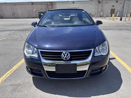 Blue 2008 Volkswagen Eos Lux