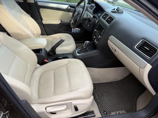 2013 Volkswagen Jetta SE