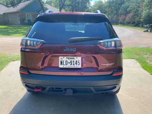 Red 2019 Jeep Cherokee Trailhawk