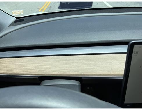 Photo 5 of 5 of 2021 Tesla Model Y Long Range