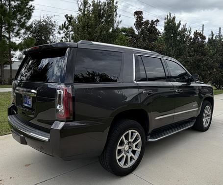 Gray 2017 GMC Yukon Denali