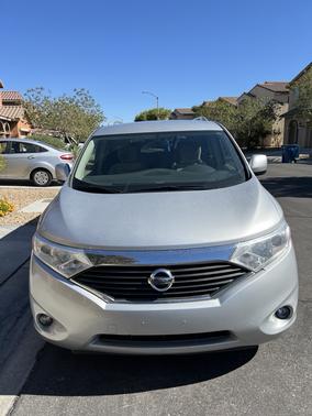 2016 Nissan Quest SV
