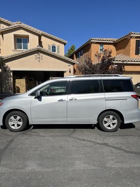 2016 Nissan Quest SV