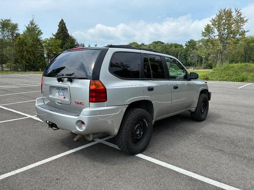 Silver 2007 GMC Envoy SLE