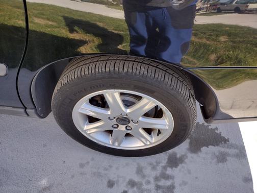 Black 2003 Volvo V70 2.4