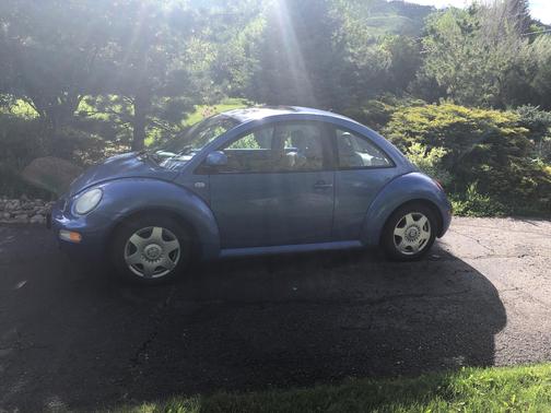 2000 Volkswagen New Beetle GLS
