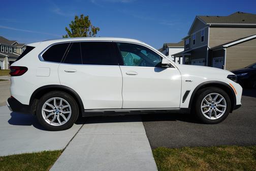 2023 BMW X5 PHEV xDrive45e