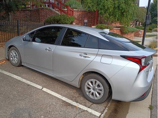 2022 Toyota Prius L