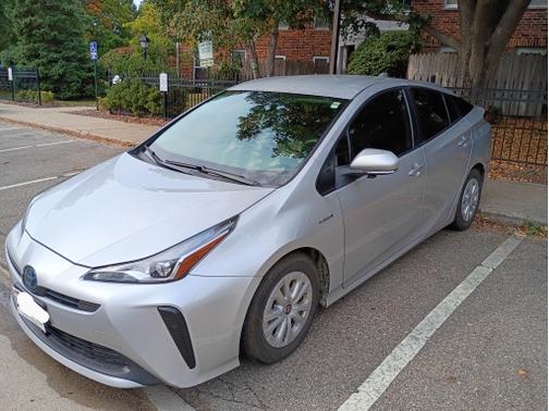 2022 Toyota Prius L