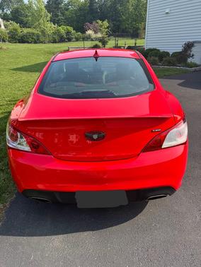 2011 Hyundai Genesis Coupe 2.0T R-Spec