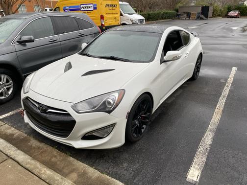 2013 Hyundai Genesis Coupe 3.8 Track