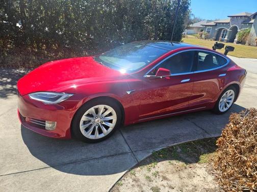 Red 2018 Tesla Model S 75D