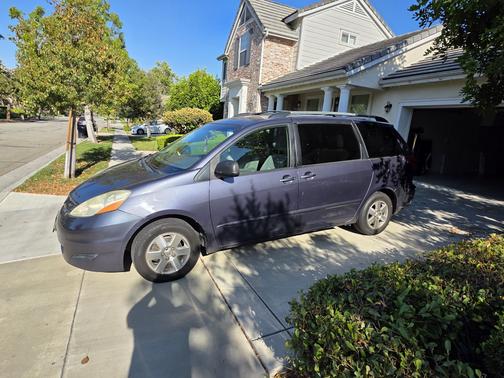 2006 Toyota Sienna LE