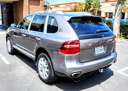 2008 Porsche Cayenne Base