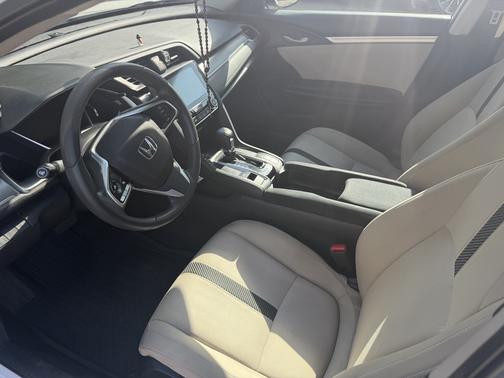 White 2016 Honda Civic EX