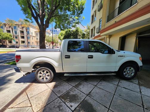 White 2013 Ford F-150 XLT