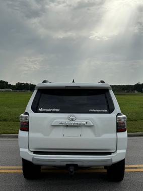 2022 Toyota 4Runner SR5