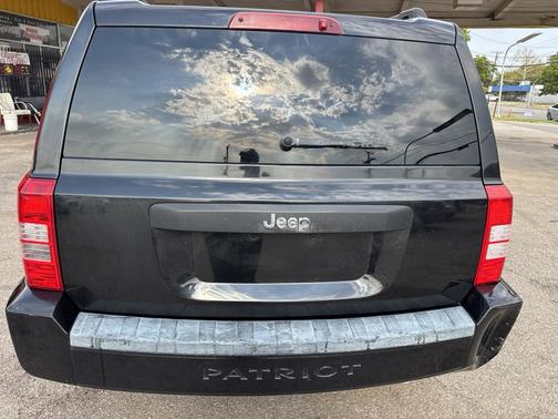 Black 2009 Jeep Patriot Sport