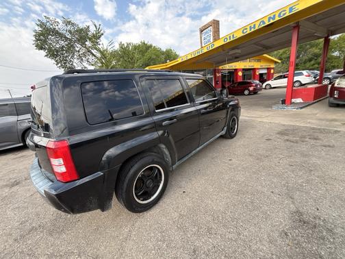 Black 2009 Jeep Patriot Sport