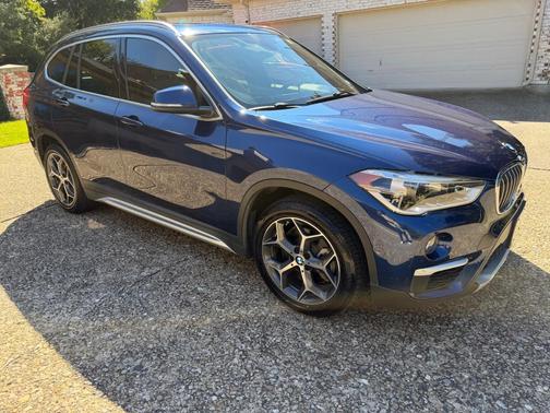 Blue 2018 BMW X1 sDrive28i