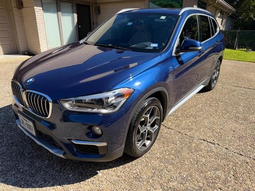Blue 2018 BMW X1 sDrive28i