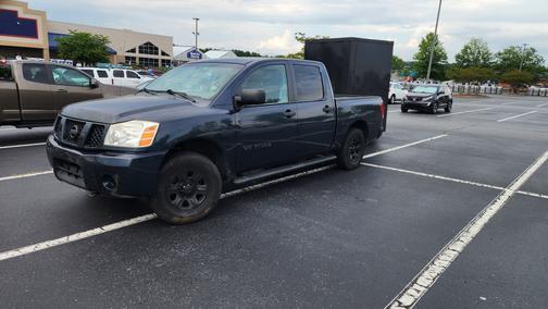 2006 Nissan Titan XE Crew Cab