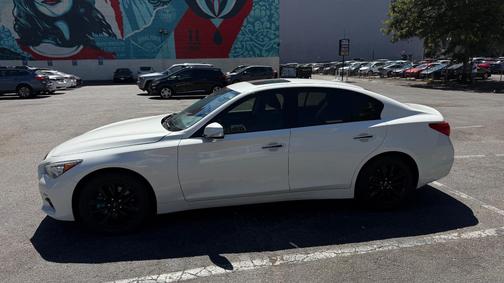 White 2015 INFINITI Q50 Premium