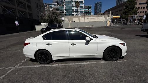 White 2015 INFINITI Q50 Premium