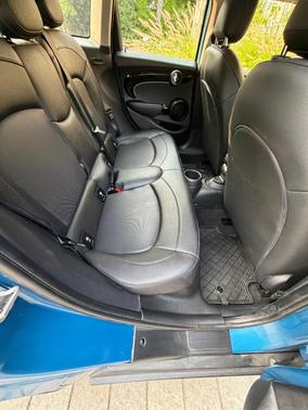 Blue 2024 MINI Hardtop Cooper