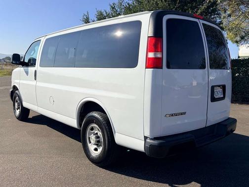 2020 Chevrolet Express 2500 LS