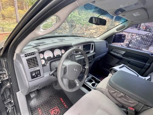 2007 Dodge Ram 2500 SLT Mega Cab
