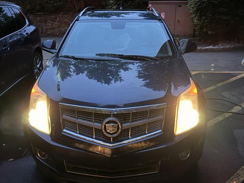Blue 2011 Cadillac SRX Luxury Collection