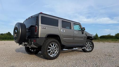 Beige 2008 Hummer H2 Base