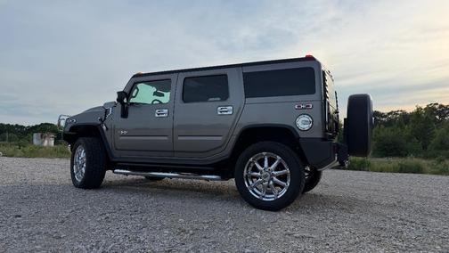 Beige 2008 Hummer H2 Base