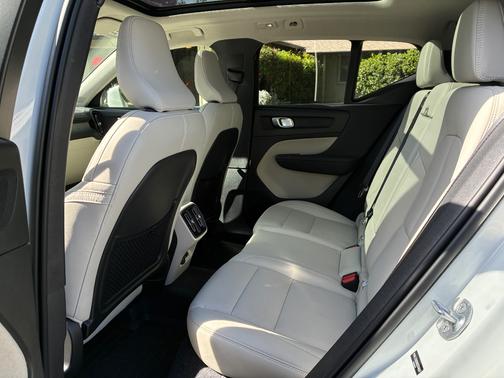 White 2025 Volvo XC40 B5 Plus Bright Theme