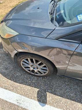 Gray 2013 Ford Focus SE
