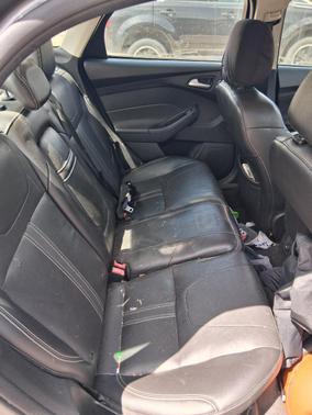 Gray 2013 Ford Focus SE
