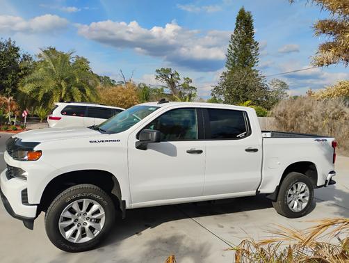 2020 Chevrolet Silverado 1500 Custom