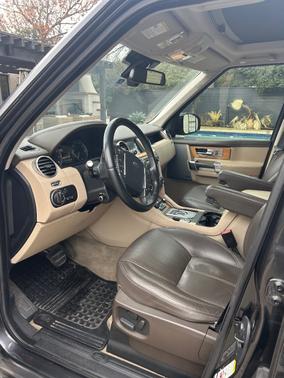 2015 Land Rover LR4 Lux