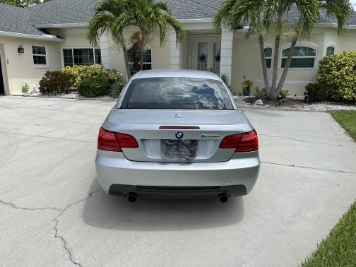 2011 BMW 335 i