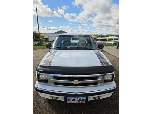 1996 Chevrolet S-10 LS Extended Cab