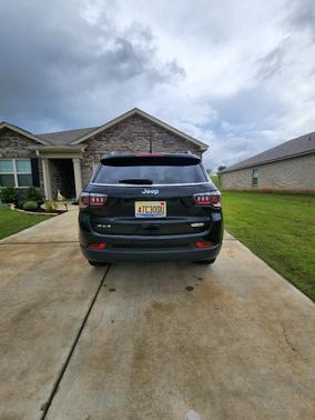 Black 2024 Jeep Compass Latitude