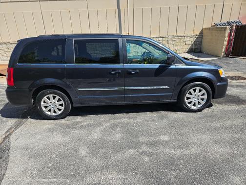Black 2014 Chrysler Town & Country Touring