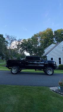 Black 2019 GMC Sierra 2500 Denali