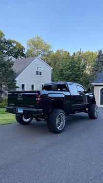 Black 2019 GMC Sierra 2500 Denali